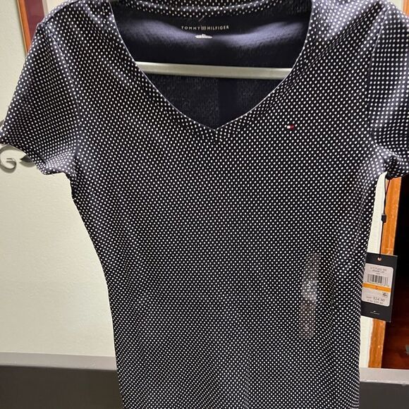 NWT Tommy Hilfiger Women's Blue Polka Dot Top SP #057 - Picture 3 of 3
